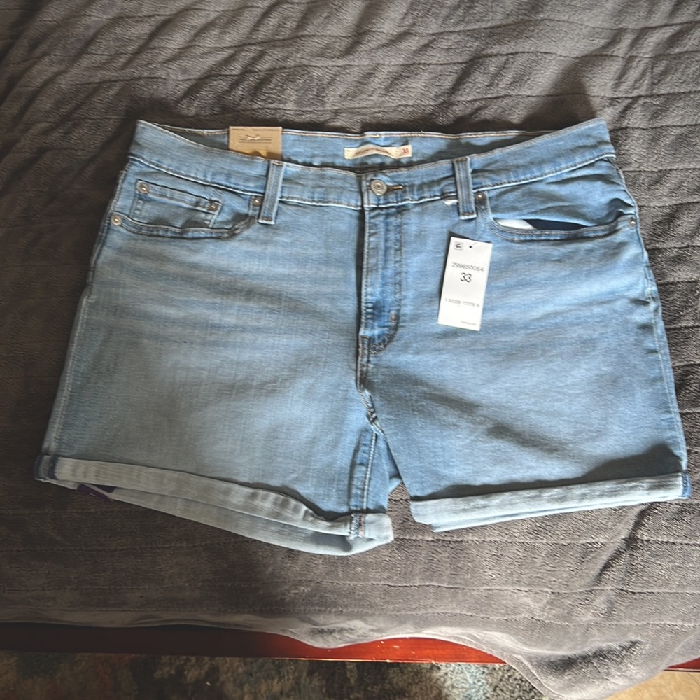 Levi’s Mid-Length Light Denim Shorts, Hypersoft,  Mid Rise, 33 waist, BNWT.